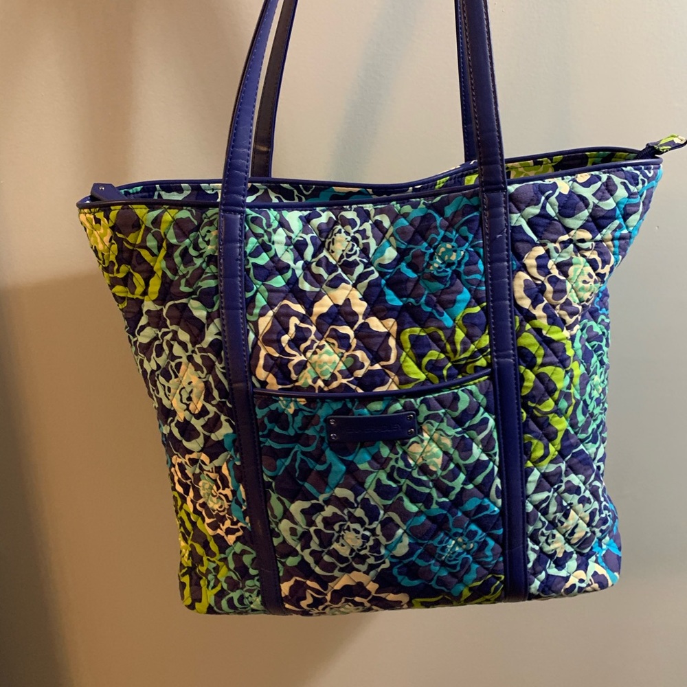 Katalina Blues Vera Bradley tote bag